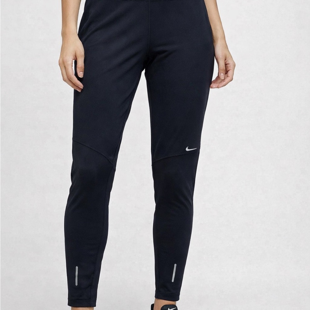 Nike Women’s Black Running Leggings Size Small Reflective Ankle Detail